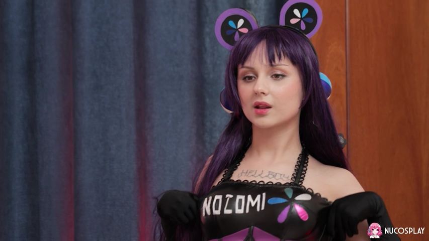 [NuCosplay.com] Ketty Small - Gamer Girl Ketty Small Fucked By A Bald Jock [2025, All Sex, Hardcore, Gonzo]