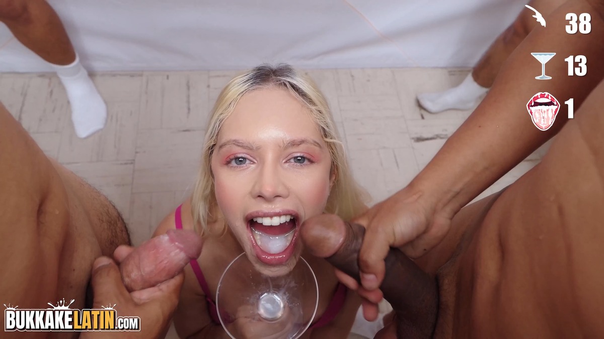 [BukkakeLatin.com] Vivian Lola - BukkakeLatin Vivian Lola Bukkake (15.04.2025) [2025 г., BlowBang, Bukkake, Gonzo, Blowjob, Gagging, Hardcore, 2160p]