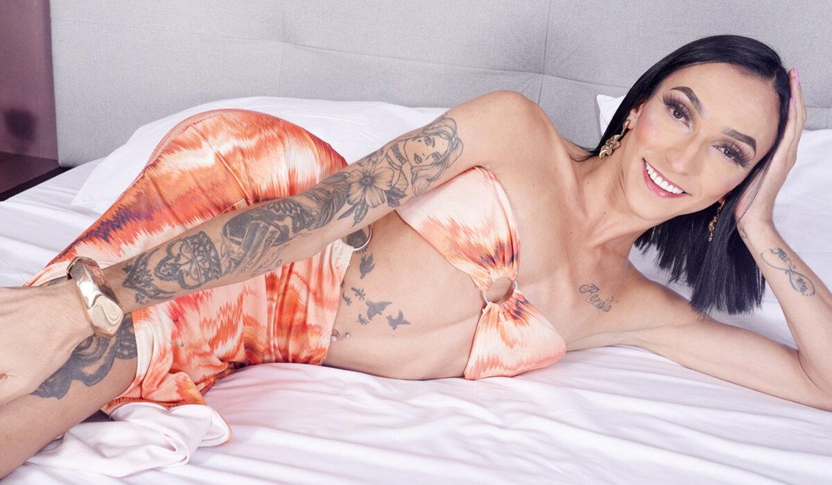 [948.1 MB] [Brazilian-Transsexuals.com] Giulia Rodrigues - Letal Weapon (22 Apr, 2025) [2025 г., Shemale, Transsexual, Latina, Solo, Lingerie, High Heels, Masturbation, Small Tits, Cumshot, 1080p]