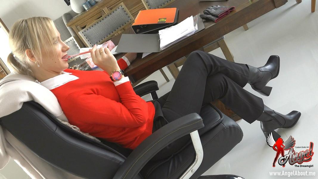 [5.16 GB] [Clips4sale.com / Angelabout.me] Angel The Dreamgirl - 631 ALL the NAUGHTY Things to HER that NO ONE has Done it to HER Before - part 1 [2021-02-02, Blonde, Shaved, Foot Fetish, Masturbation, Fingering, Blowjob, Cunnilingus, 2160p, SiteRip]