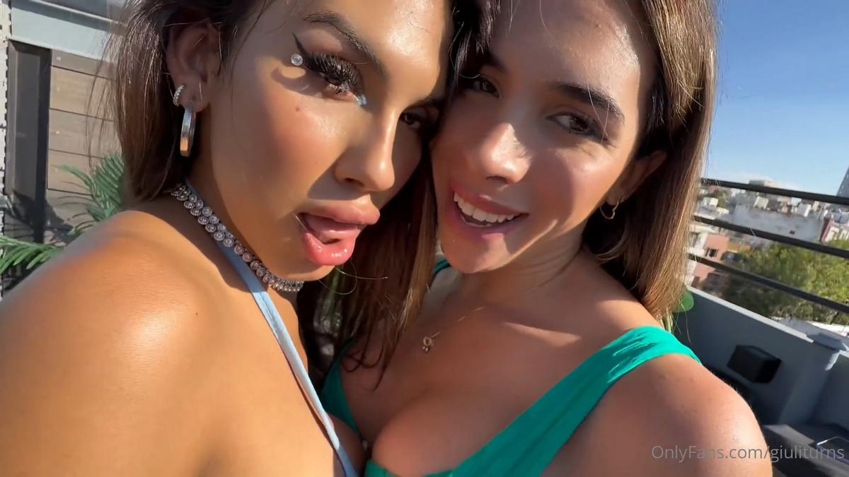 [1.32 GB] [OnlyFans.com] Giuli Turns, Agos Ts - Yoga Wet and Naked (31-01-2025) [Shemale On Shemale, Kissing, Lingerie, Big Tits, Fake Tits, Blowjob, Hardcore, No Condom, Cum In Mouth, 1080p, SiteRip]