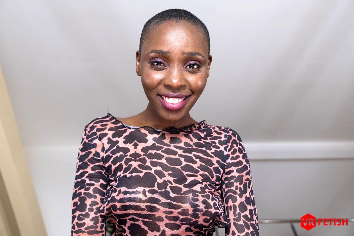 [11.25 GB] [CzechVRFetish.com] Zaawaadi - Pink Pussy in Ebony Wrapping (Czech VR Fetish 291) [2021-05-12, Brunette, Close Up, Ebony, Face Sitting, Gaping, Hairy Pussy, Lingerie, Masturbation, Piercings, Shaved Pussy, Short Hair, Solo, VR, 8K, 3840p] [Oculus Rift / Vive]