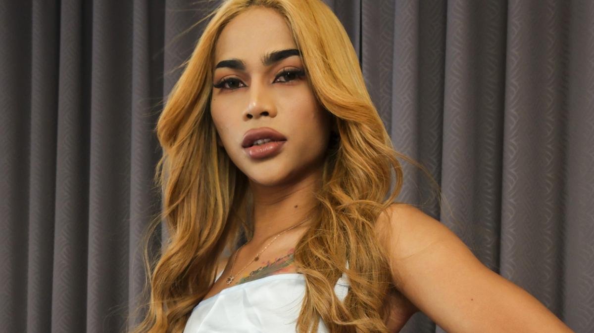 [AsianTgirl.com] Palmy - Blonde Palmy! (03 Aug, 2023) [2023 г., Shemale, Transsexual, Solo, Lingerie, Stockings, Asian, Ladyboy, Small Tits, Masturbation, 1080p]