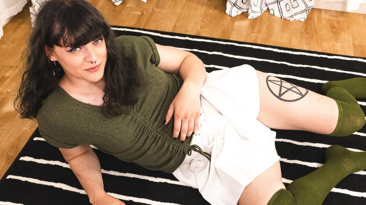 [1.07 GB] [Femout.xxx] Zoie White - Zoie Keeps Growing (13 Sep, 2023) [2023 г., Shemale, Transsexual, Solo, Lingerie, Small Tits, Masturbation, 1080p]