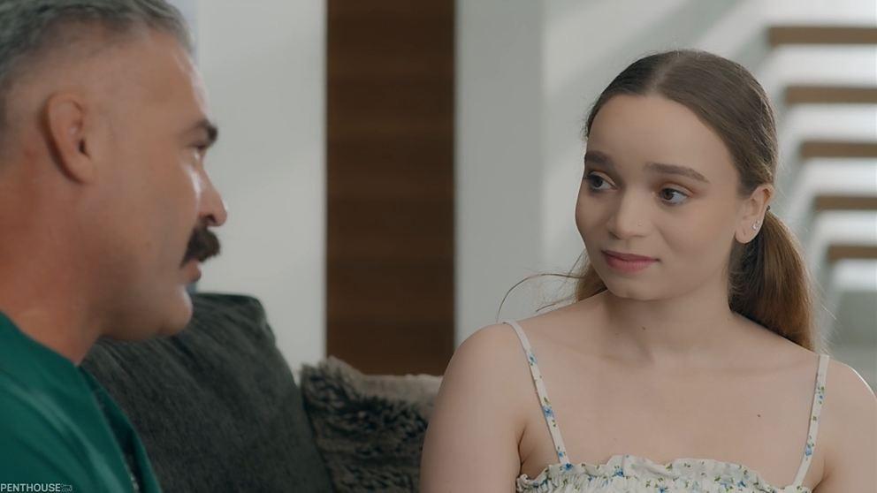 [439 MB] [PenthouseGold.com] Selina Imai - Selina Imai's Steamy Summer Sublet (06.12.2025) [All Sex, Hardcore, Gonzo]