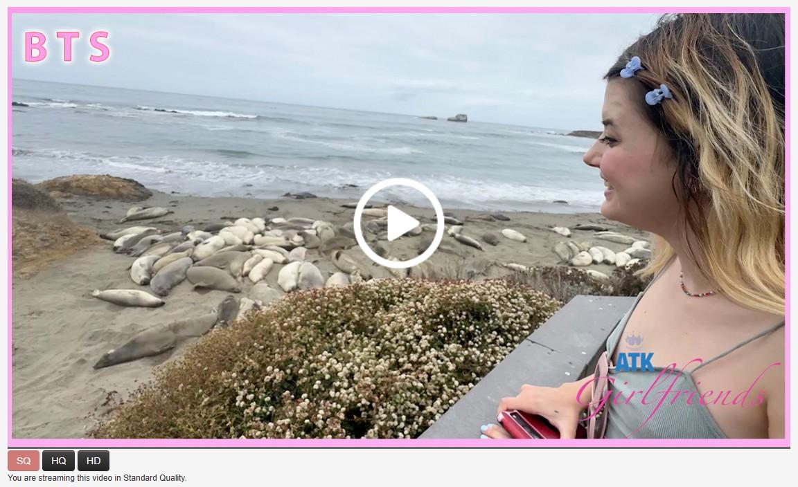 [73.8 MB] [ATKGirlfriends.com] Dez Hansen - BTS [2025-11-06, Blowjob, Creampie, POV, 480p, SiteRip]