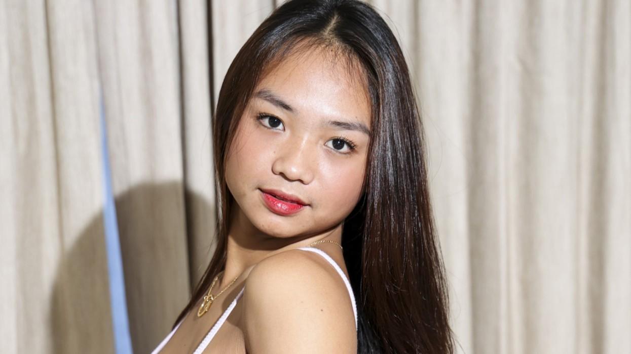 [1.09 GB] [AsianTgirl.com] Gia - Enter Gia! (13 Oct, 2023) [2023 г., Shemale, Transsexual, Solo, Asian, Ladyboy, Lingerie, Big Tits, Masturbation, Cumshot, 1080p]