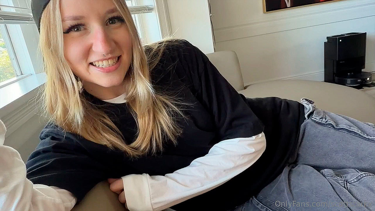 [HouseholdFantasy.com / OnlyFans.com] Abbie Sykes - Tomboy Best Friend Proves Shes Not Lesbian [2025-12-24, Blonde, Blowjob, Cumshot, Creampie, Doggystyle, Handjob, Masturbation, Natural Tits, POV, Tattoos, Teen, 1080p, SiteRip]