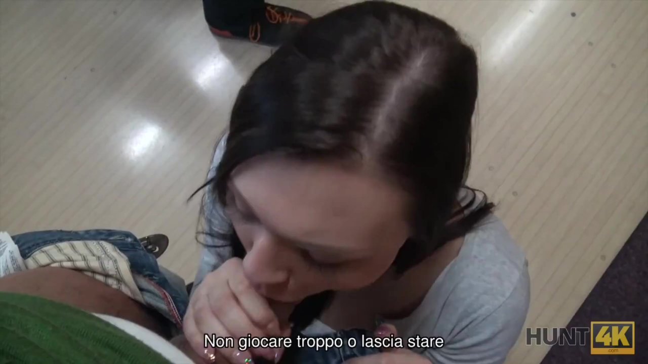 [Hunt 4K] Hunt4k. Il ragazzo ricco incontra la povera coppia di bowling e scopa forte