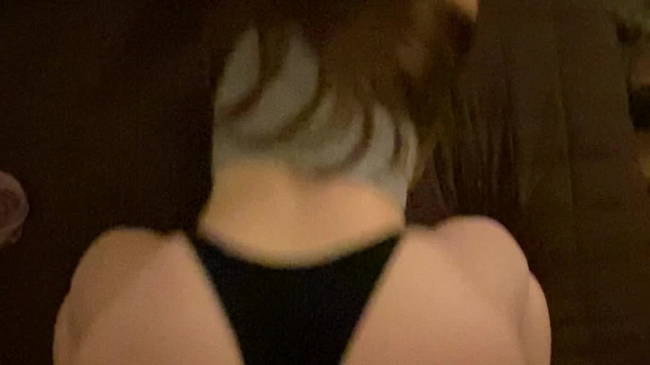 Больше собачьего развлечения с лучшей задницей