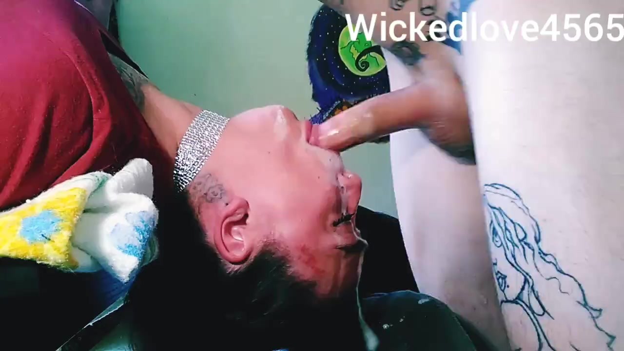 Sloppy upside down facefucking cum in throat