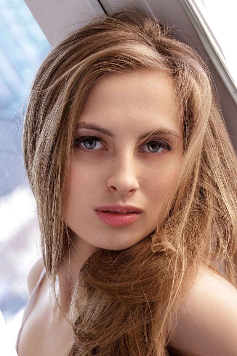 Salvia (Lorena, Sintia) [Solo, Erotic, Posing] [4000x2658–5616x3744, 599 photos, 6 sets]