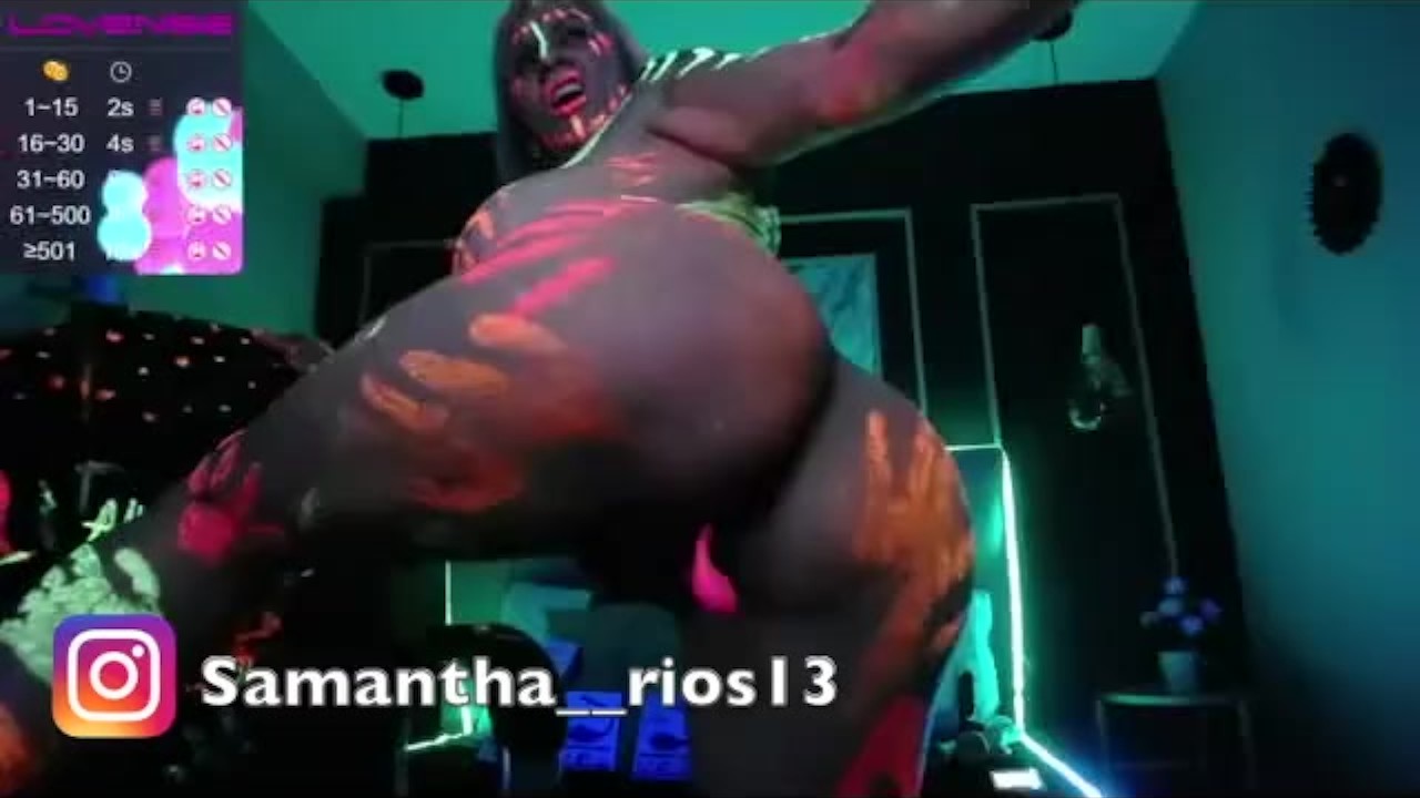 Hermosa modelo webcam hace show de dildo neon twitter - venusjane3_