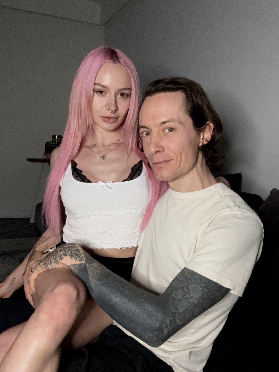 [Onlyfans.com] Naomi Swann, Owen Gray - Creampie sex tape [2025-03-26, Blowjob, Creampie, Piercing, Straight, Tattoos, Toys, 720p, SiteRip]