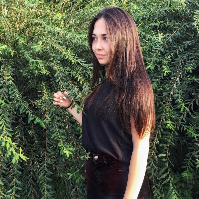 Виктория [Amateur,Solo,Posing] [от 603*302 до 1440*1440, 112 фото]