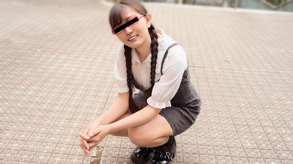 [10musume.com] Tomomi Sorimachi - A girl with red glasses who is also interested in developing her buttocks (14.02.2026) [021426 01] [uncen] [All Sex, Hardcore, Gonzo, 1080p]