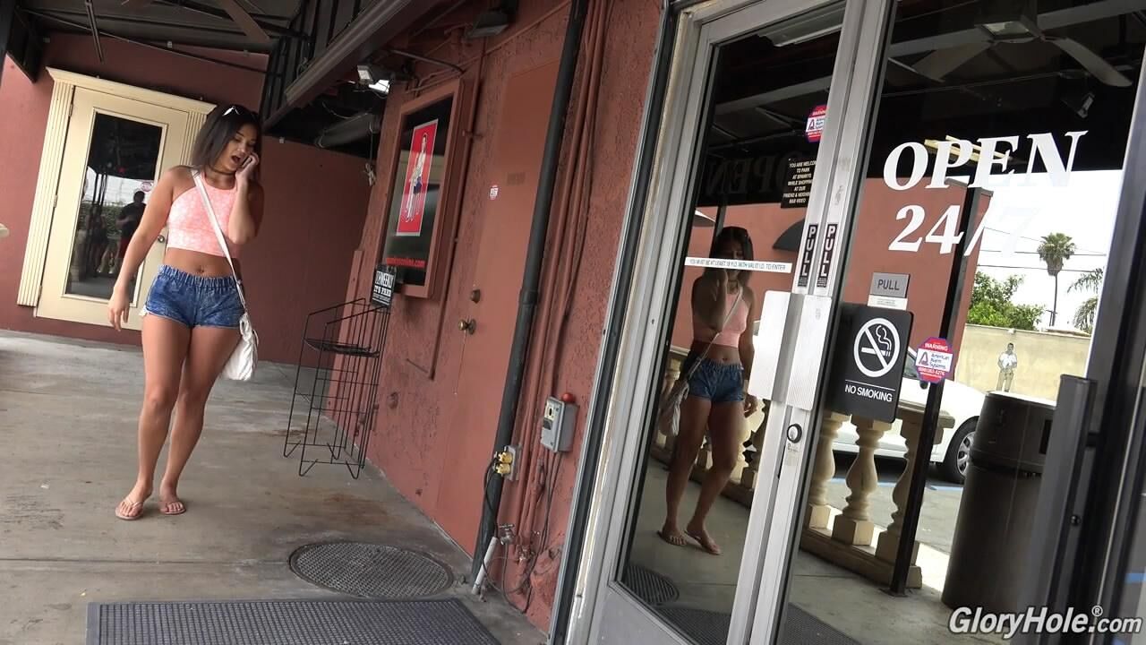 [557.4 MB] [Gloryhole.com / DogFartNetwork.com] Devyn Heart [720p / 08/17/2015, Brunette, Latina, Natural Tits, Small Tits, Piercing, Creampie, Dogfart Debut, Fetish, Shaved, Tattoos, Interracial, Gloryhole , Oral, Masturbation, Booty Shorts] – Porn torrents download