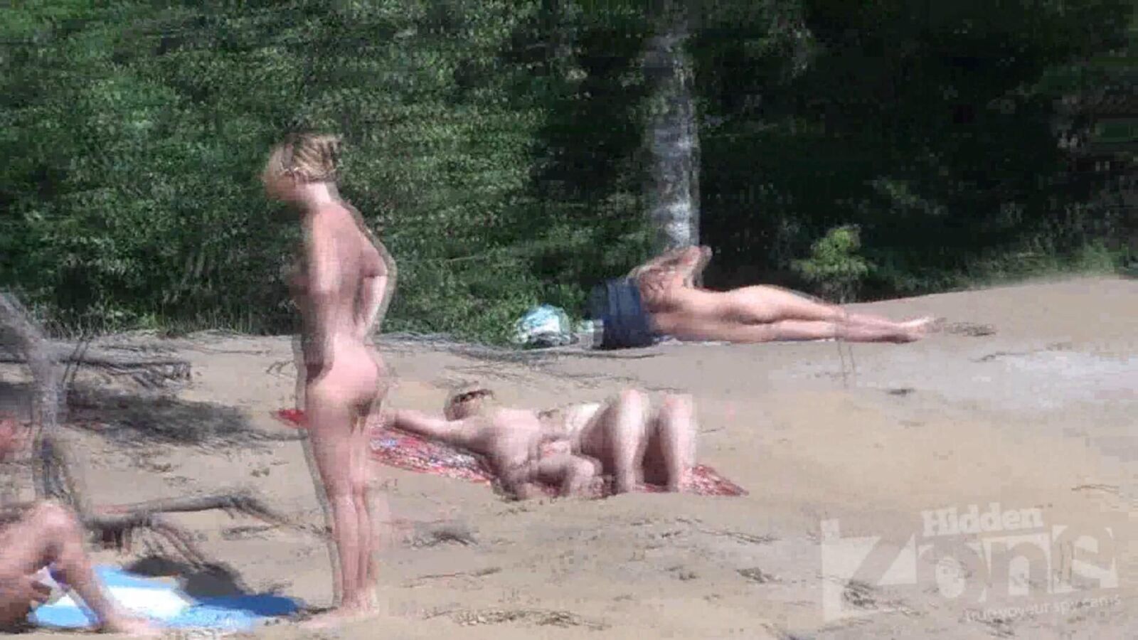 [Hidden-zone.com] nudism 1690-2002 (313 rollers) Dec 2015 – Dec 2017 [2015-2017, Voyeur, Nudism, Beach, Spycam, 1080p] (update from 01/29/18, +25 rollers) – Porn torrents download