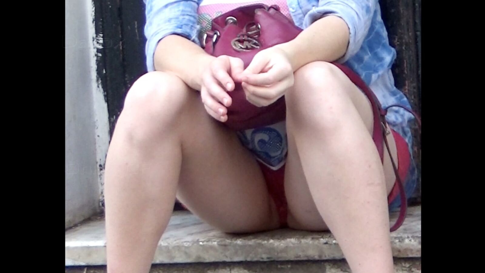 [ThecandidForum.com] Short Shorts – Blonde In Open Leg 00116 (AMATEUR) [2018, Voyeur, Upskirt, 1080p, SiteRip] – Porn torrents download