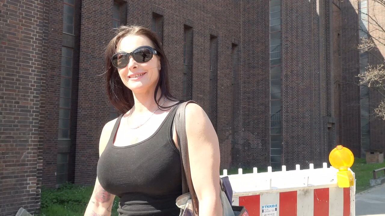 [1.55 GB] [scout69.com / german-scout.com / modelhub.com] Julia Exclusiv (Talk Milf Julia to Deep Anal At Public Pickup Street Casting) [10/01/2019, Anal, Milf, Big Tits, German, Big Dick , Hardcore, 720p] – Porn torrents download