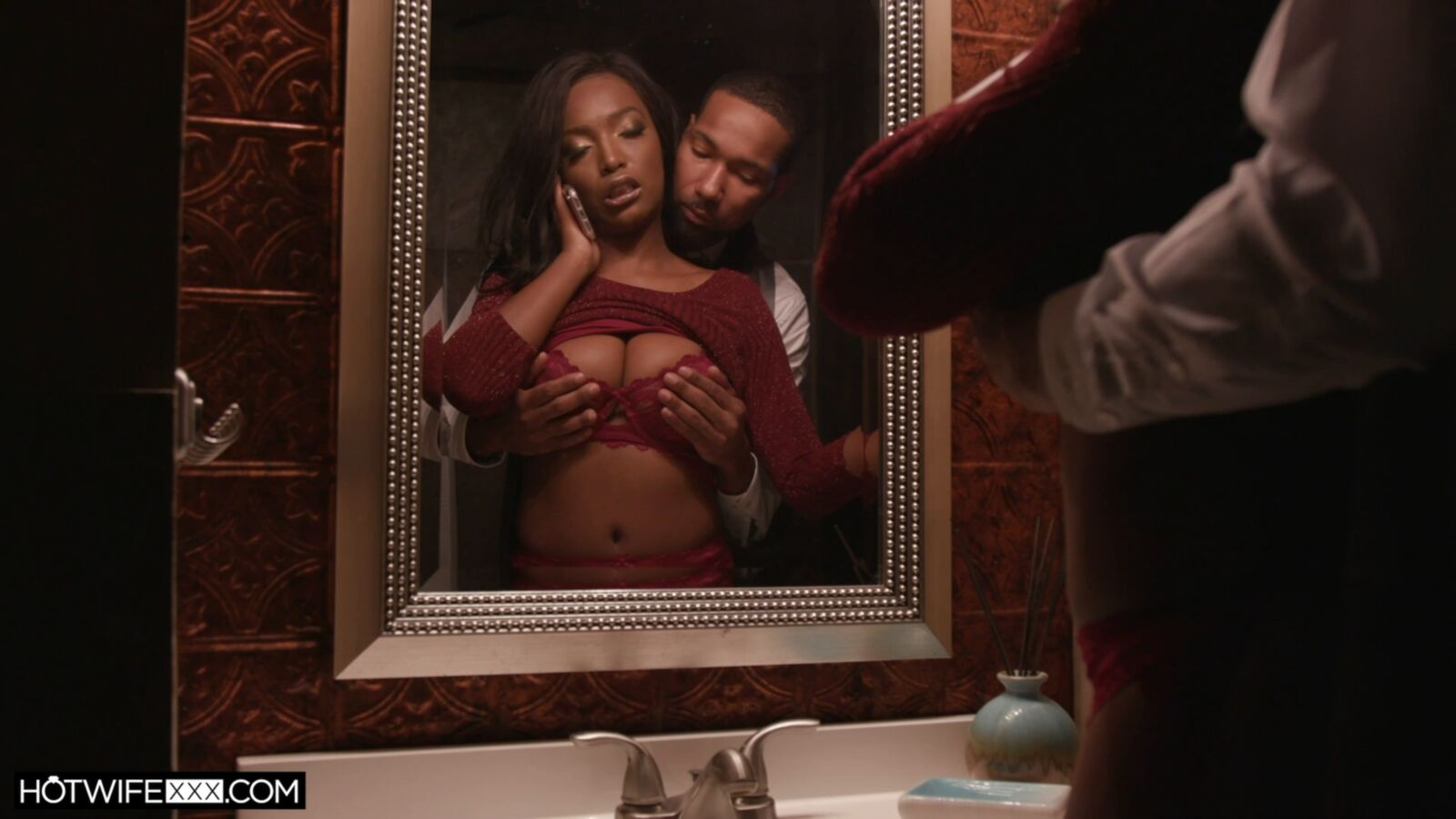 [2.54 GB] [hotwifexxx.com / newsensations.com] Daya Knight [08/15/2020, Big Tits, Brunette, Ebony, Facial, Hotwife, Natural Tits, 1080p] – Porn torrents download