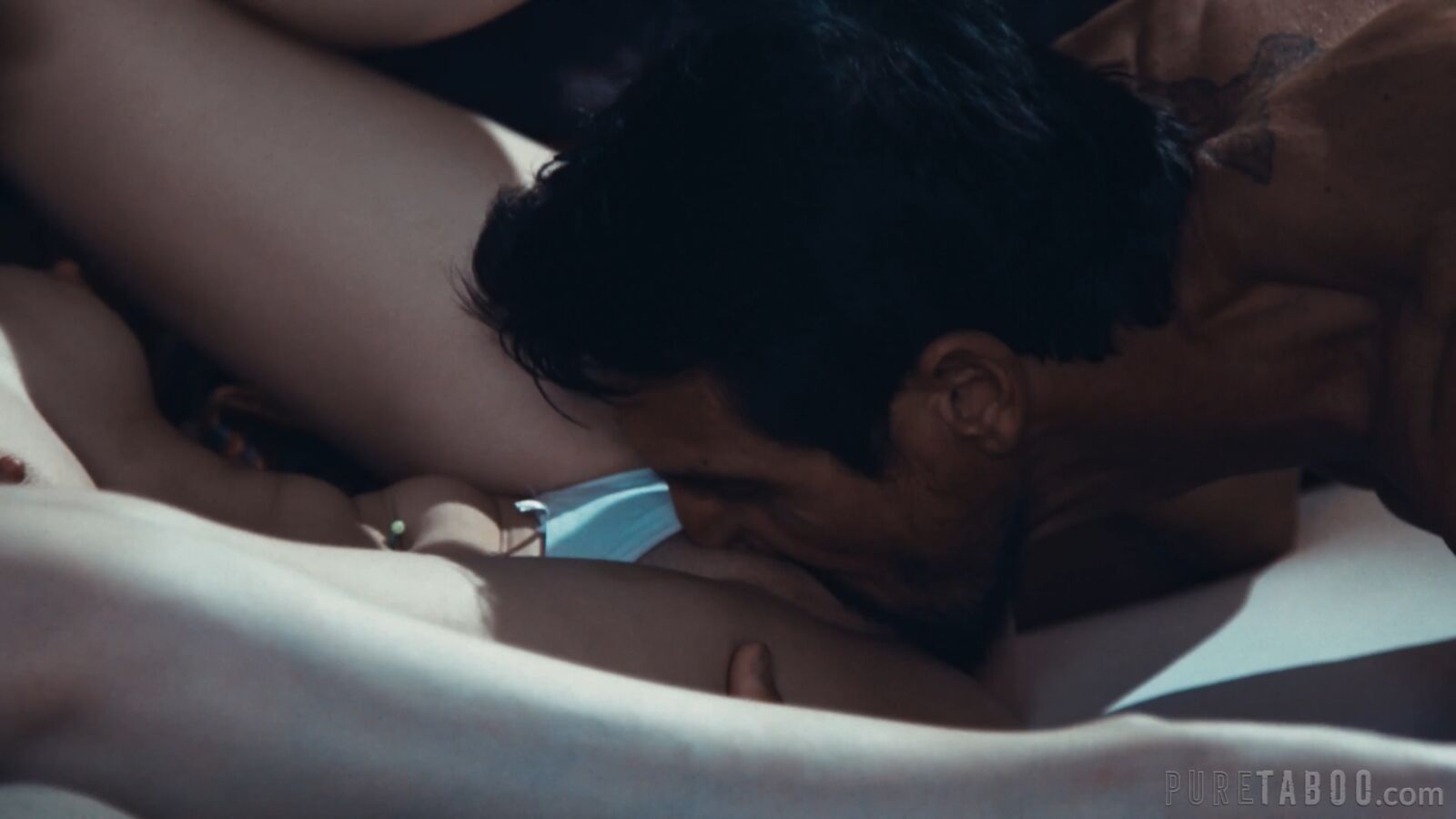 [1.24 GB] [puretaboo.com] Krissy Lynn, Kamryn Jade – Father Figure [RUS] [2020, Big Tits, Girl on Girl, Threesome, Natural Tits, Milf, Older / Younger, Pussy Licking, Family Roleplay, 1080p ] – Porn torrents download