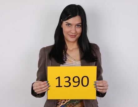 [211.3 MB] [Czechcasting.com / Czechav.com] Michala (1390 / 25-03-2014) [2014, Casting, Posing, Talking, Oil, HDRip, 720p] – Porn torrents download