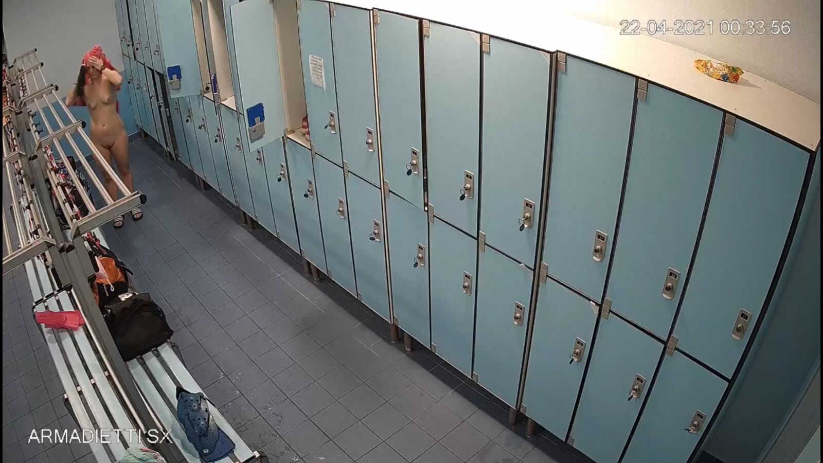 [1.75 GB] In the women’s locker room of the Italian fitness club [2021, peeping / Voyeur, 1080p] – Porn torrents download