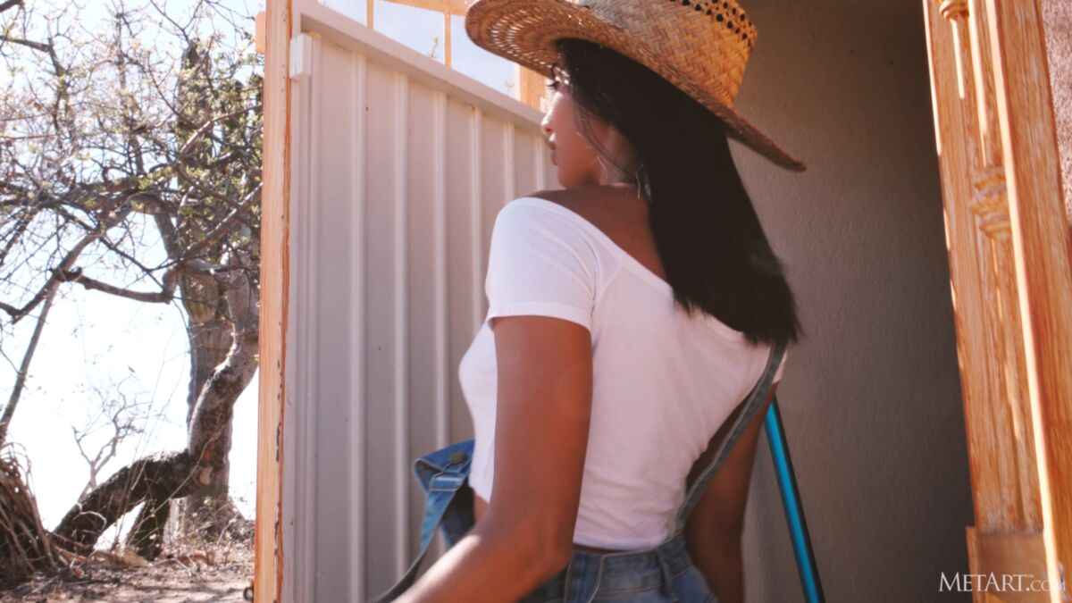 [Metart.com] Katherinne (Quick Job) [2021-10-17, Nude, Posing, Glamor, 2160p] – Porn torrents download