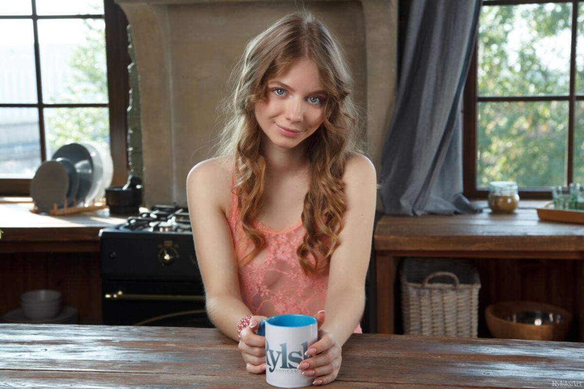 [Rylskyart.com] 2021-10-26 Siya – Rasiya [Solo, Posing] [3000×4500, 68 pics] – Porn torrents download