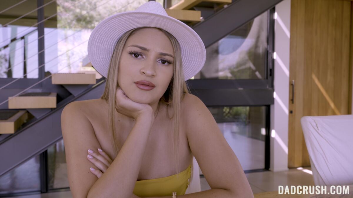 [Dadcrush.com / Teamskeet.com] Gizelle Blanco – Carlito’s Lay (09/04/21) [2021, Big Ass, Blonde, Blowjob, Cowgirl, Cum in Mouth, Doggystyle, Facial, Hardcore, Missionary, Natural Tits, Reverse Cowgirl, Small Tits, Step Dad, Step Daughter, Teen, Thong, Trimmed Pussy, Tube Top, Wild, 2160p] – Porn torrents download