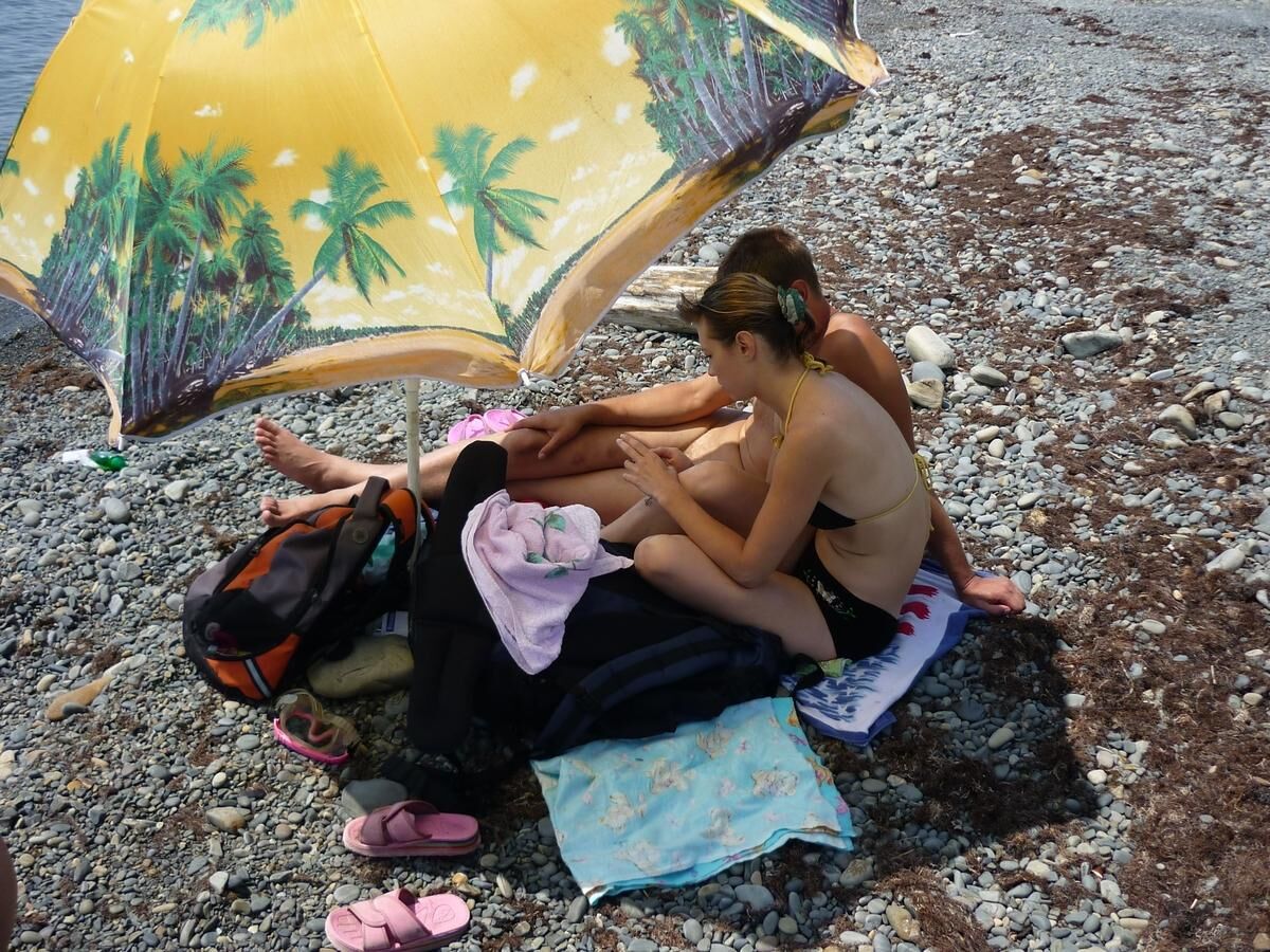 Rest on the Black Sea [Amateur, Solo, Exhibitionism, Nudism] [from 1000 * 750 to 1200 * 900, 44 photos] – Porn torrents download