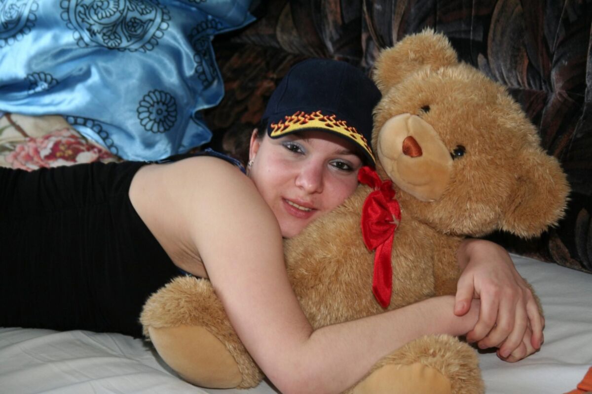 Masha and Bear [AMATEUR, SOLO, MASTURBATION] [from 1700 * 1134 to 2040 * 1515, 91 photos] – Porn torrents download