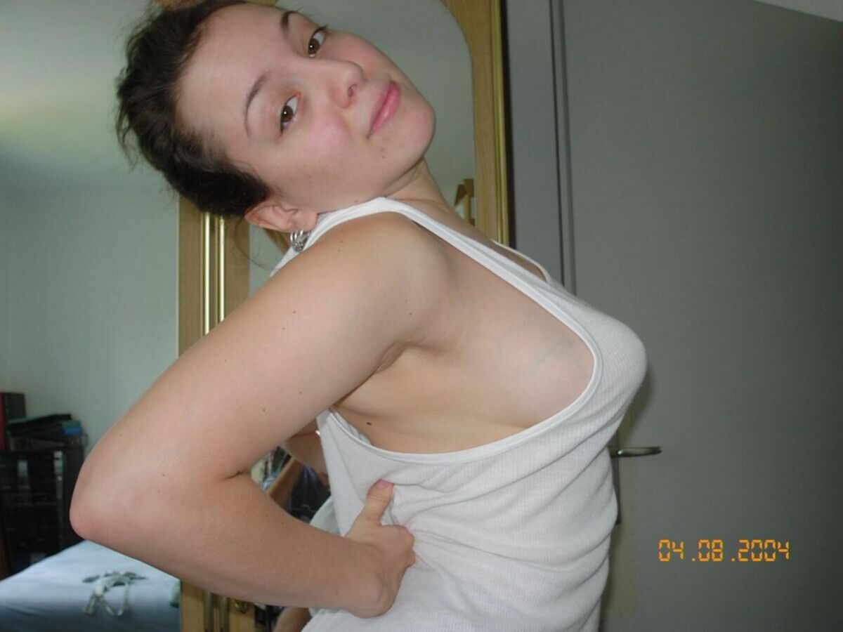 Young neighbor [AMATEUR, SOLO, MASTURBATION, POSING] [from 1700 * 1275 to 2040 * 1530, 67] – Porn torrents download