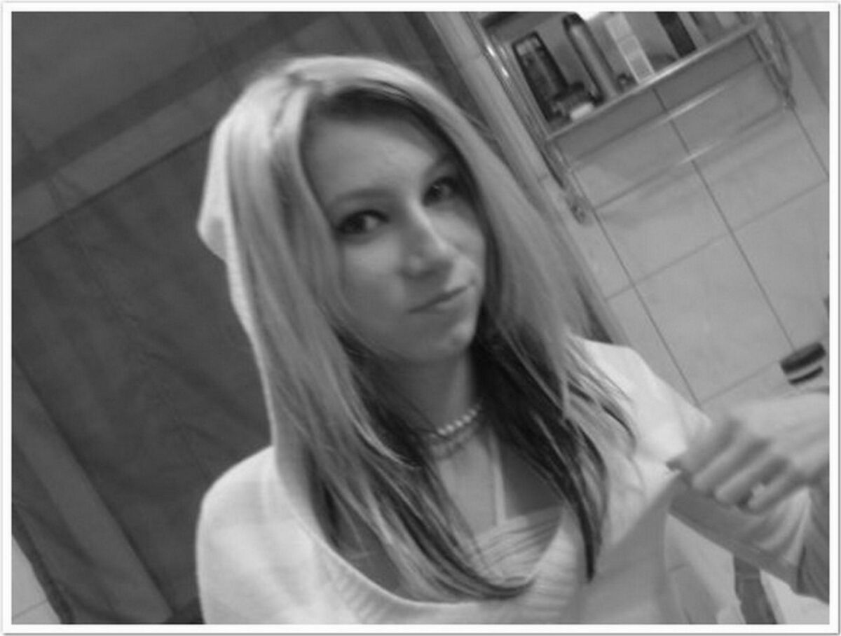 Dorci [AMATEUR, SOLO, MASTURBATION, POSING] [from 1405 * 1106 to 2652 * 1989, 48] – Porn torrents download