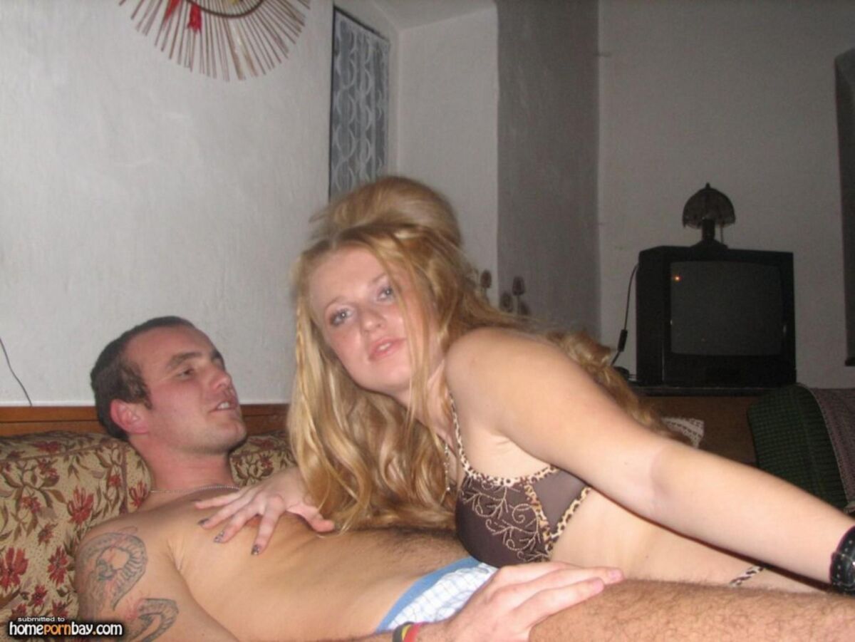 German College Party [Amateur, Group, Party, Posing] [from 1305 * 739 to 1739 * 1306, 199 Pictures] – Porn torrents download