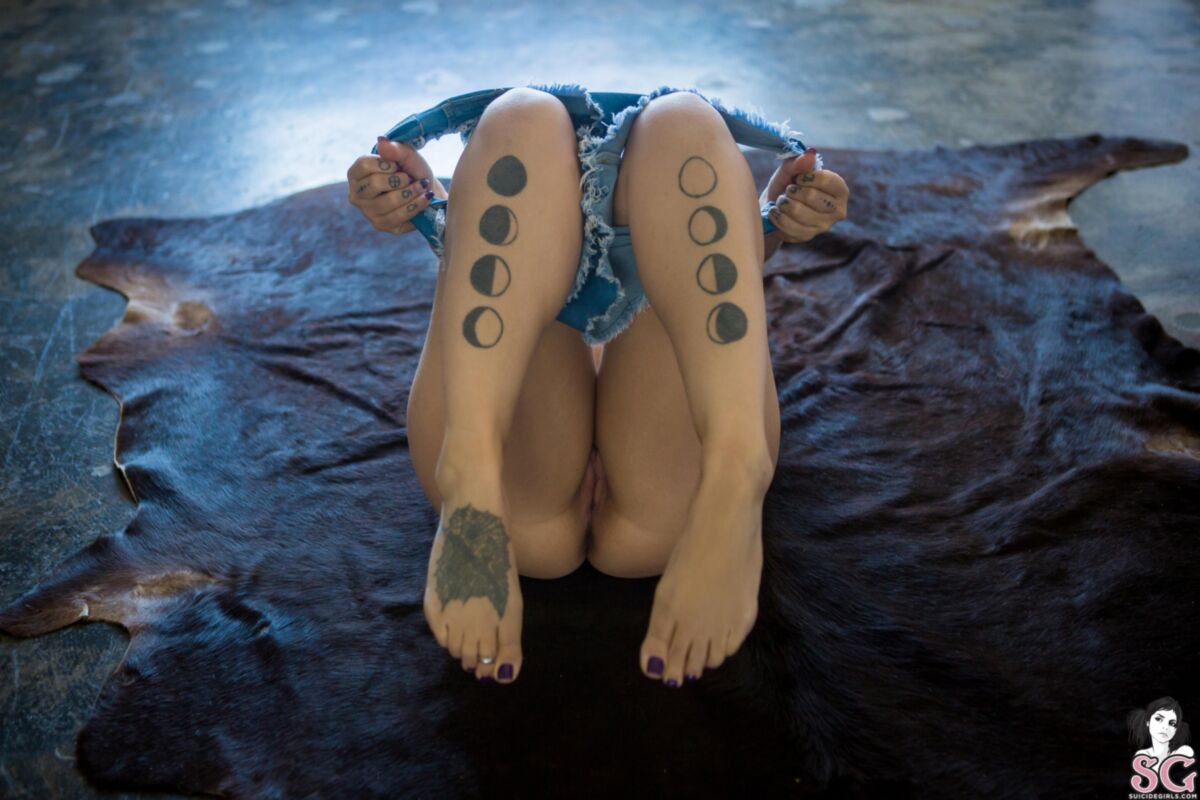 [Suicidegirls.com] LightningLayne [2021-2022] [Solo, Posing] [3840×5760 – 5760×4320, 100 photos, 2 sets] – Porn torrents download