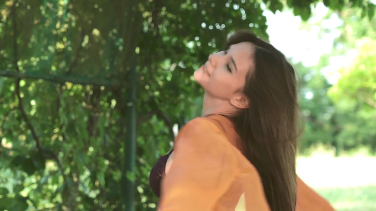 [Metart.com] 2022-01-18 Leona Mia – Leona Mia [Posing, Glamor] [1080p, HDRip] – Porn torrents download