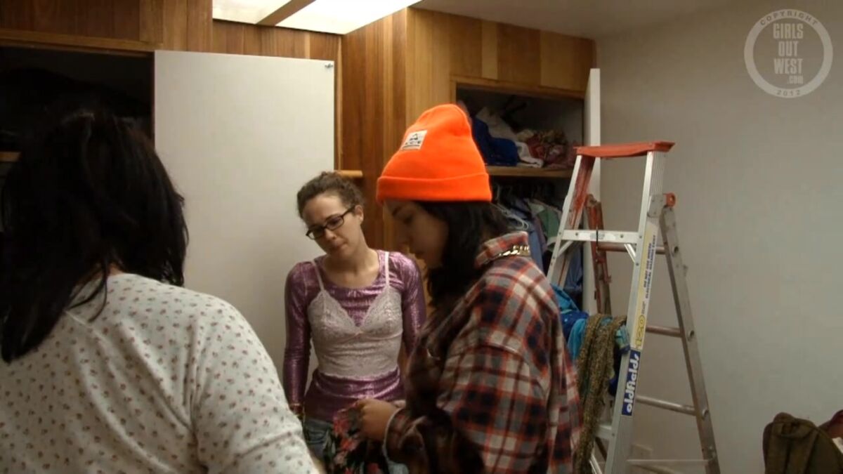 [GirlsoutWest.com] Frances \u0026 Rosie (Moving Office) [2012, All Girl, Softcore, TRY ON, 720P] – Porn torrents download