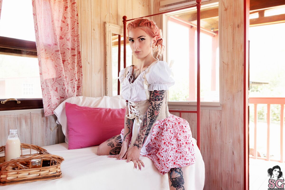 [Suicidegirls.com] 2022-06-01 Sophielie – Landliebe [Solo, Posing] [4000×2666 – 4000×2667, 67 photos] – Porn torrents download