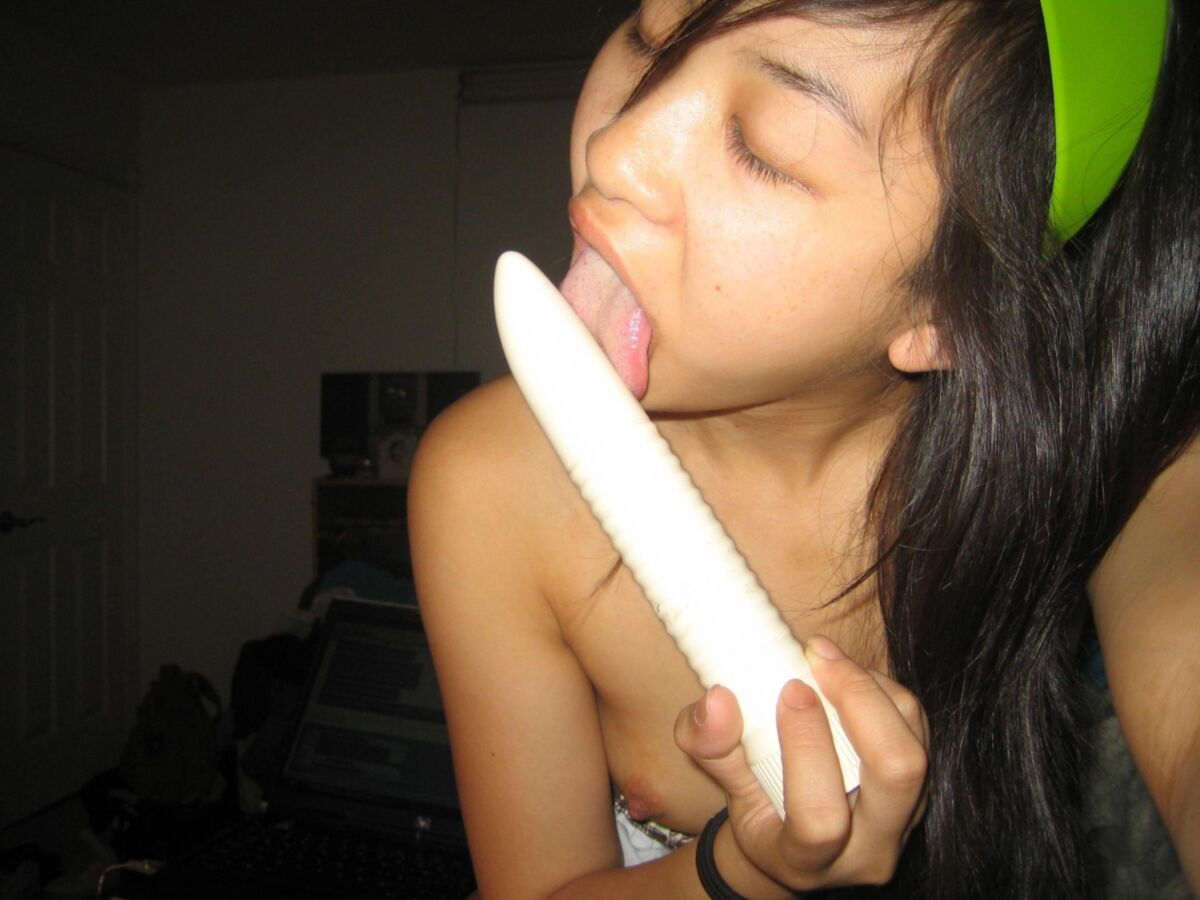Amateur Asian Girl [Amateur, Asian, Solo, Masturbation, Posing] [from 973*647 to 2272*1704, 115] – Porn torrents download