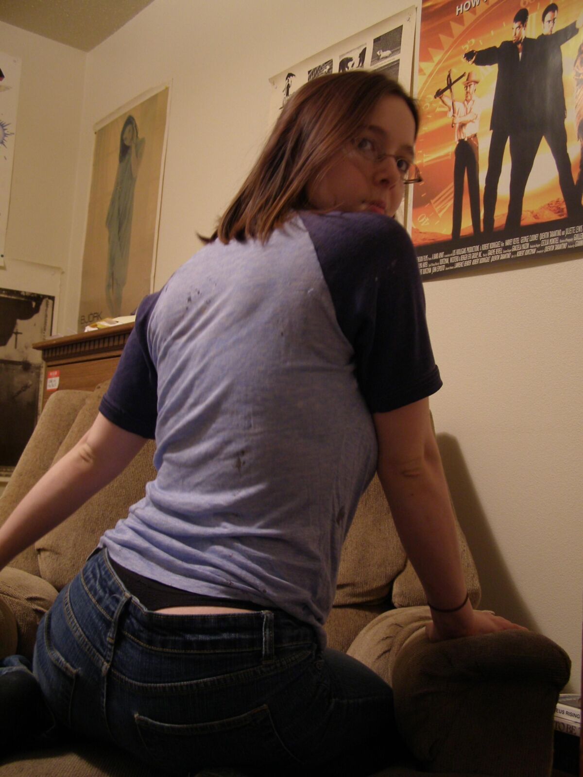 Amateur Teen with Glass and Tremendous Breast [Amateur, Solo, Masturbation, Posing] [from 1064*798 to 2816*2112, 55] – Porn torrents download