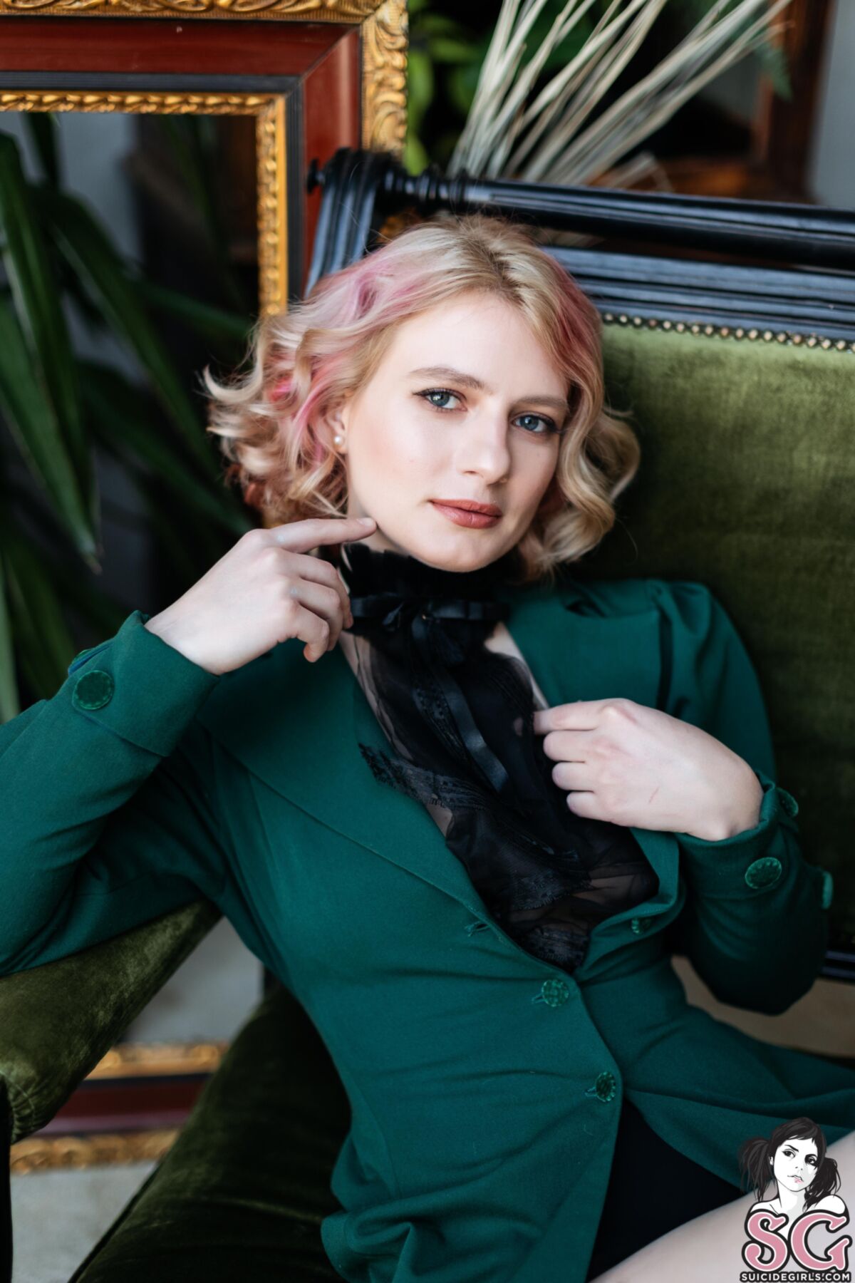 [Suicidegirls.com] 2022-07-23 Pestiscanis – Lady in Green [Solo, Posing] [2784×4176 – 5287×3957, 50 photos] – Porn torrents download