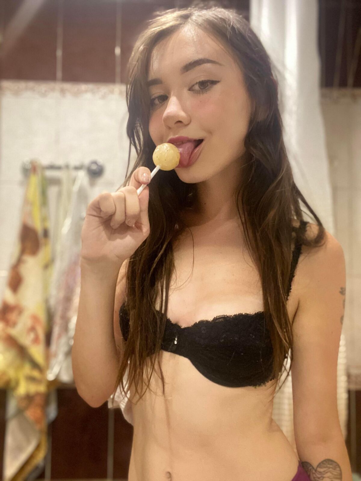 She Will Make You Tongue Fall Out [Amateur, Solo, Masturbation, Posing, Toys] [from 1276*956 to 3922*3024, 78 photos] – Porn torrents download