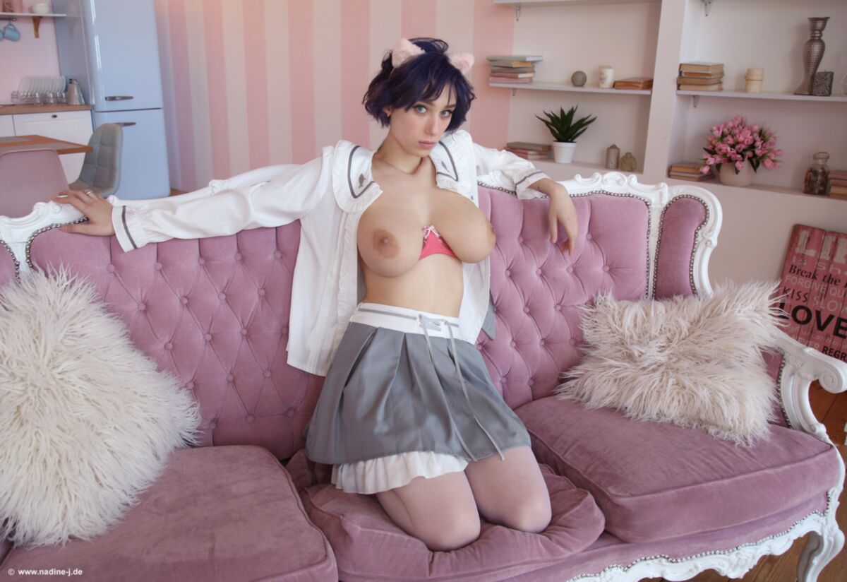 [Nadine-j.de] Skylor Mori [Big Tits, Brunette, Natural Tits, Posing, Solo] [1900×1214, 312 photos, 5 sets] – Porn torrents download