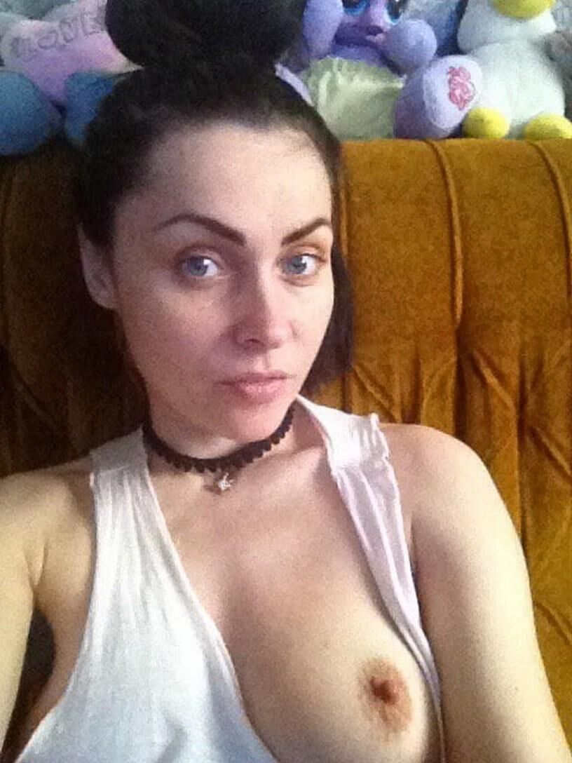 Amateur set from VKontakte 167 [Amateur, Solo, Russian, Posing] [from 816*816 to 3672*2754, 92 photos] – Porn torrents download