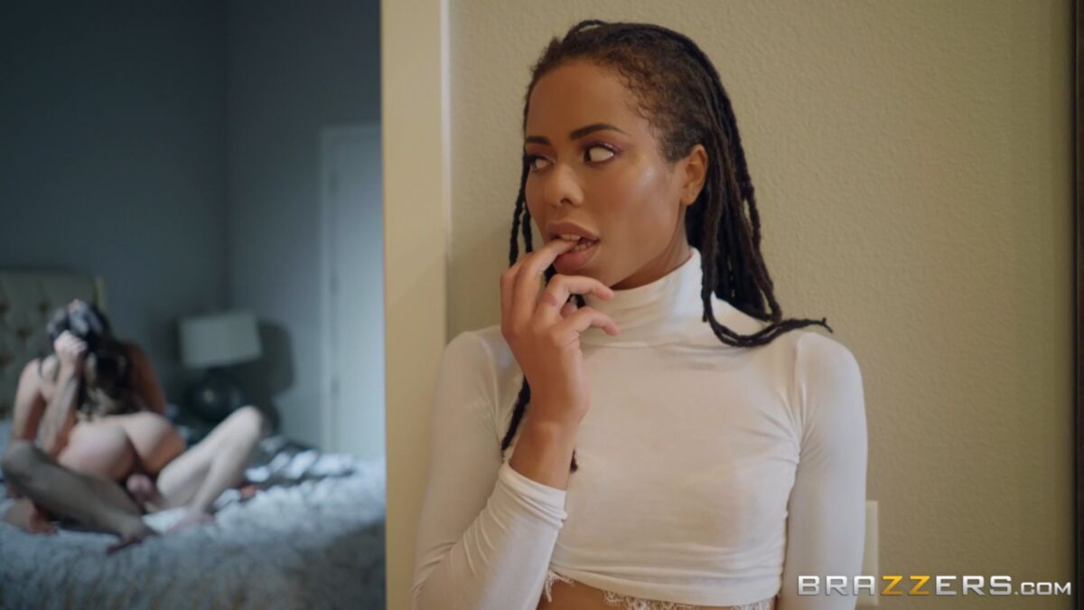 Latina, Lesbian, Natural Tits, Small Tits, Threesome, Tittyfuck (POV), Trimmed Pussy, Wife, 1080p] – Porn torrents download