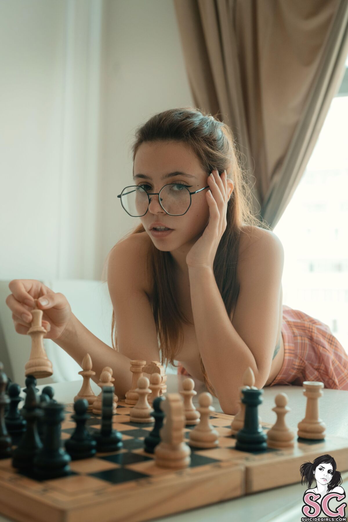 [Suicidegirls.com] 2022-12-30 Petite Nikole-Bored with Chessboard.Wanna Play Some?[Solo, Posing] [8256×5504, 49 photos] – Porn torrents download