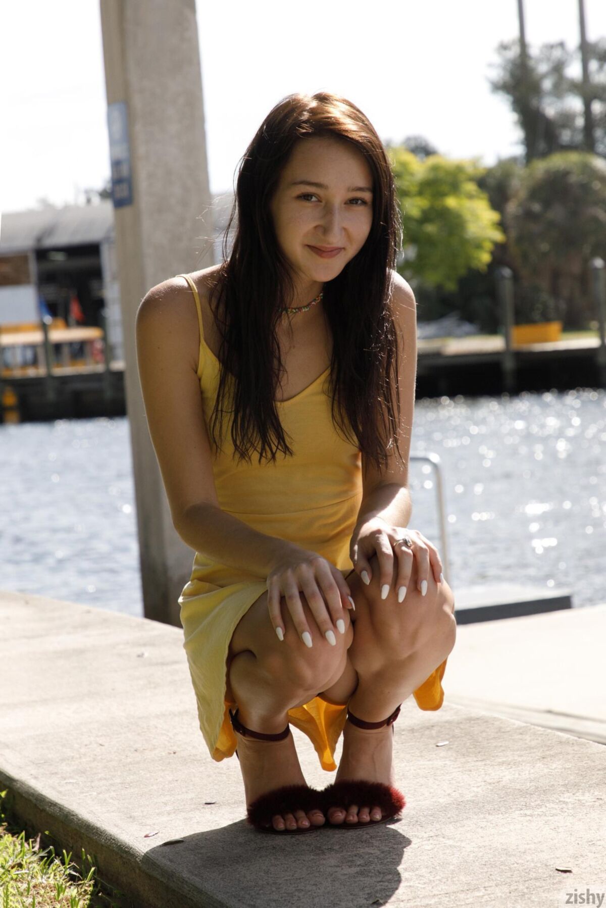 [Zishy.com] 2019-2020 Carmen Rae – Zishy – Carmen Rae [Amateur,Solo, Masturbation,Posing,Exhibitionism] [from 1536*1024 to 1920*1280, 184 photos, 4 sets] – Porn torrents download