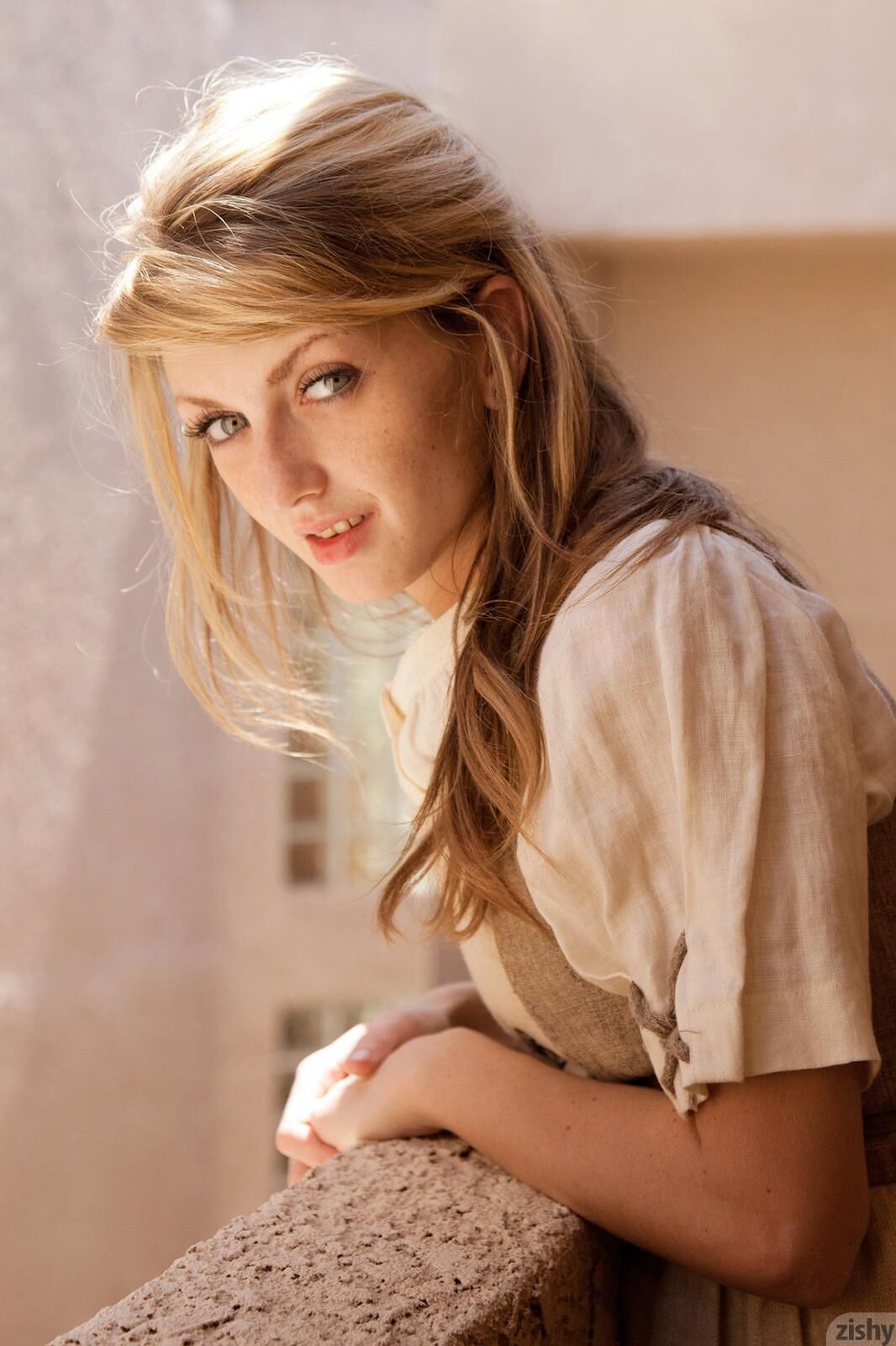 [Zishy.com] 2013-2014 Staci Silverstone – Zishy – Staci Silverstone [Amateur,Solo, Masturbation,Posing] [from 1536*1024 to 1920*1280, 251 photos, 5 sets] – Porn torrents download